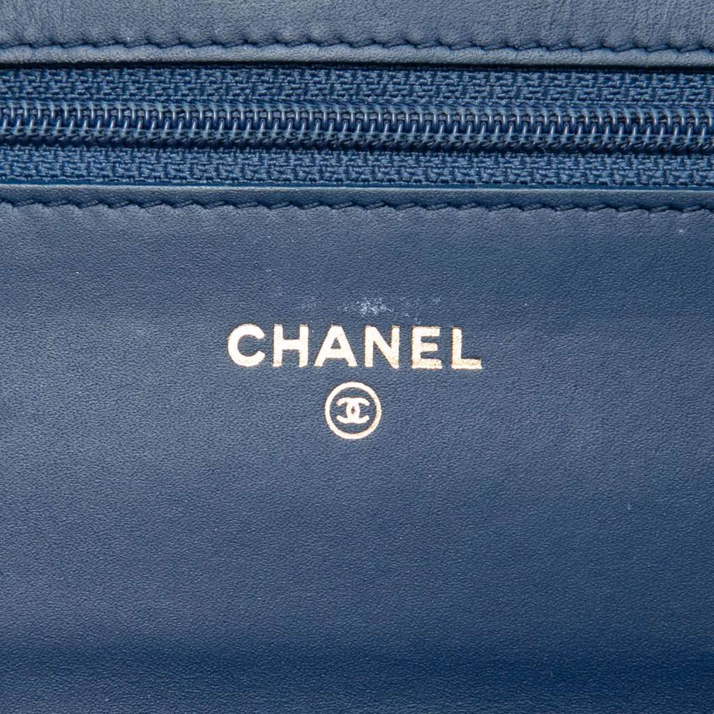 Chanel Quilted Patent Reissue 2.55 Wallet On Chain Blue Leather Very good - Box View