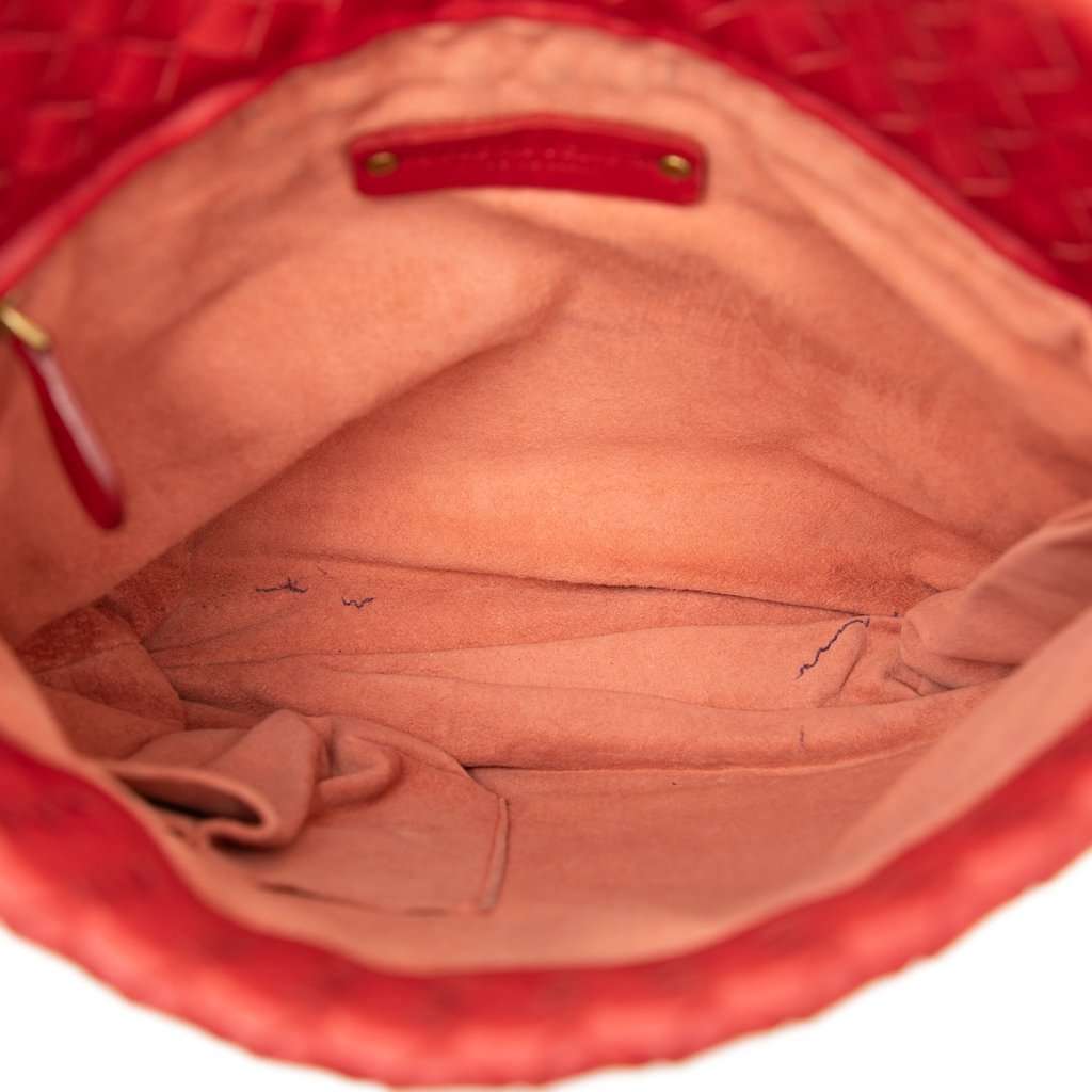 Bottega Veneta Nappa Intrecciato Crossbody Red Leather Very good - Model View