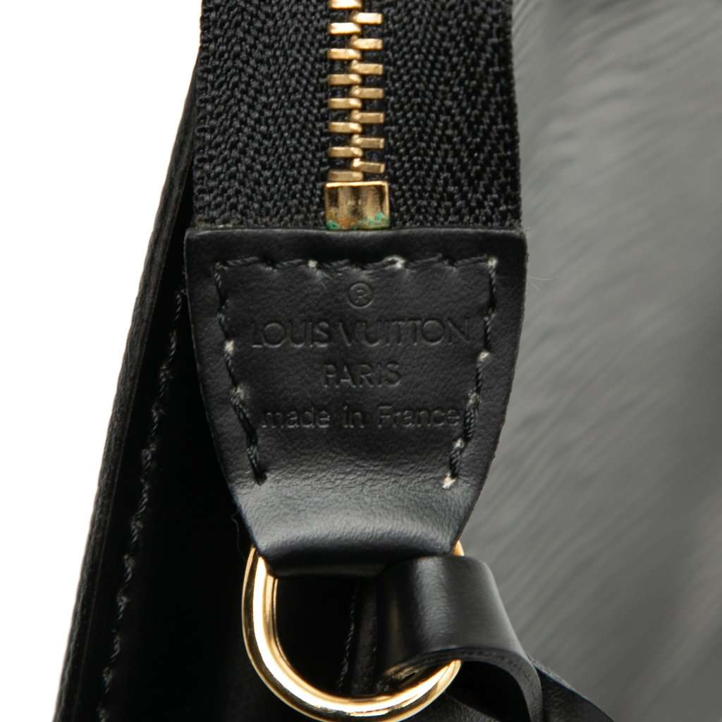 Louis Vuitton Epi Pochette Accessoires Black Leather Very good - Box View
