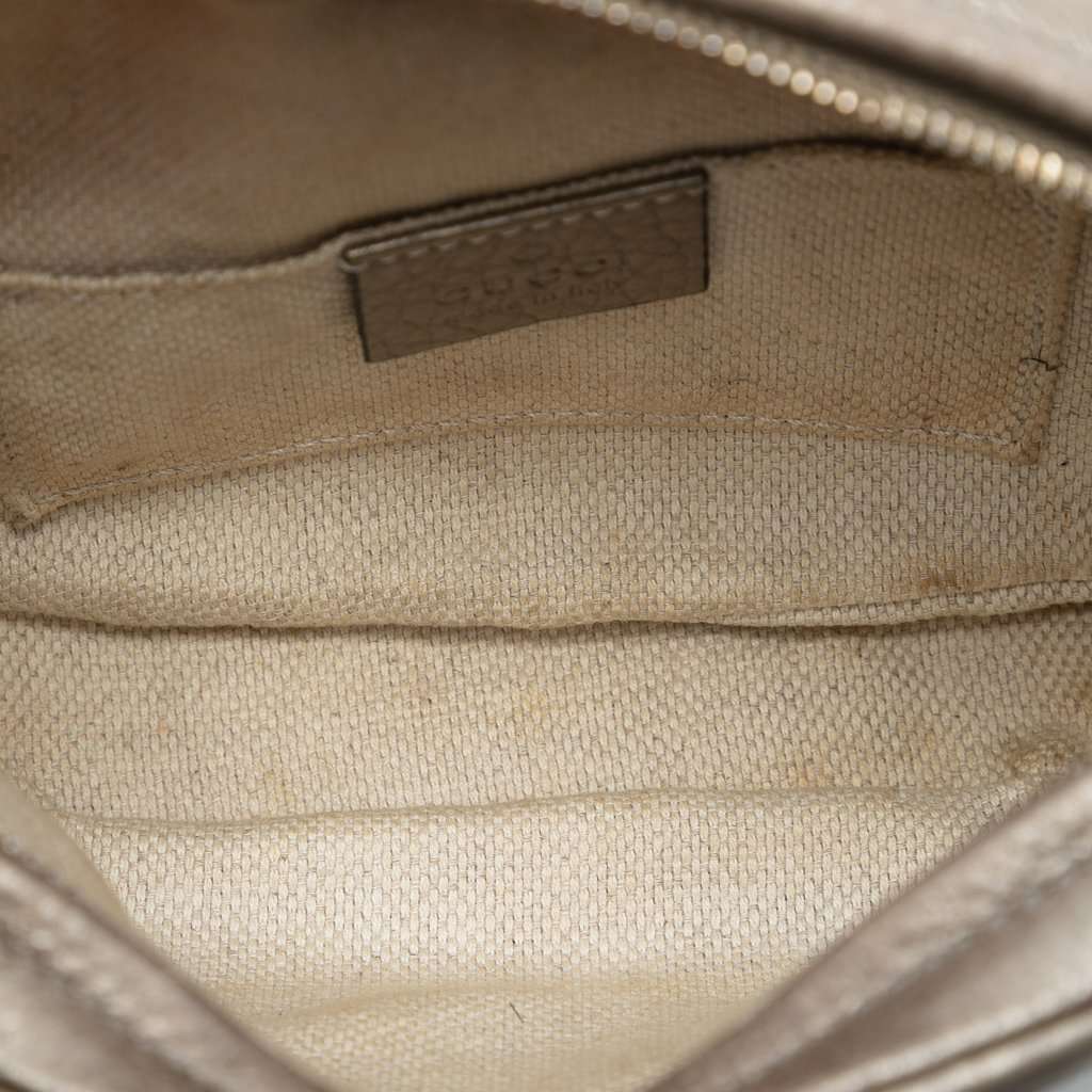 Gucci Mini Metallic Pebbled Calfskin Soho Chain Crossbody Gold Leather Very good - Model View