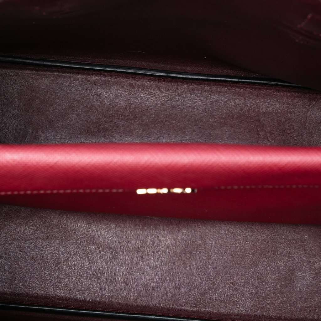 Prada Medium Saffiano Cuir Double Handle Satchel Red Leather Very good condition - Model View