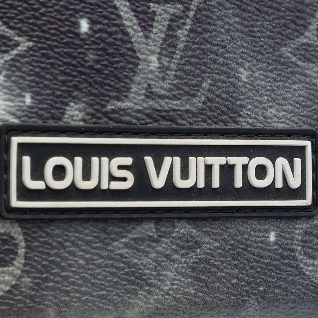 Louis Vuitton Monogram Galaxy Pochette Voyage MM Black Very good - Box View