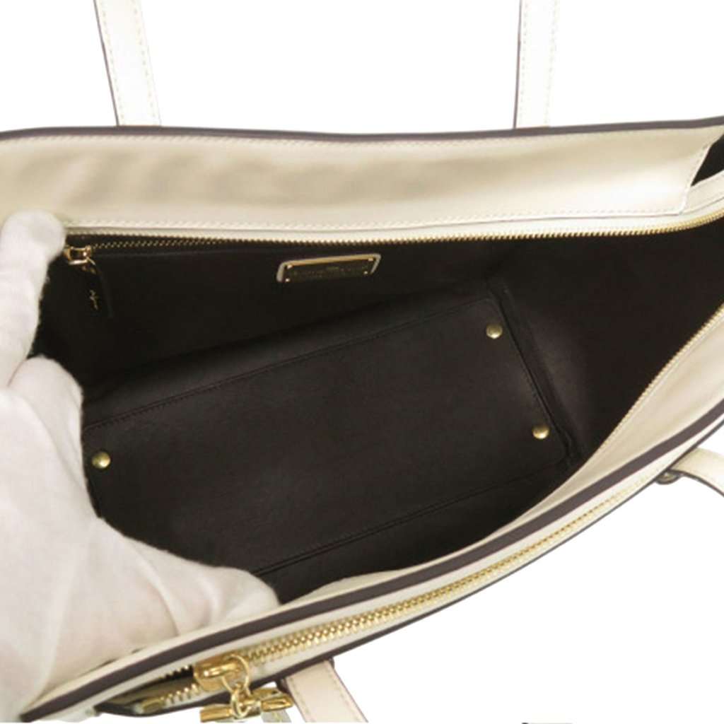Salvatore Ferragamo Medium Stitched Leather Amy Tote White Leather Very good condition - Model View