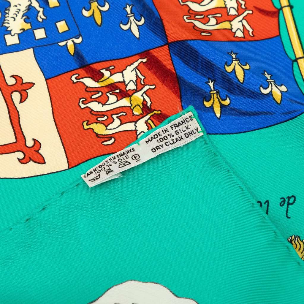 Hermès Pavois Silk Scarf 90 Blue Very good - Inside View