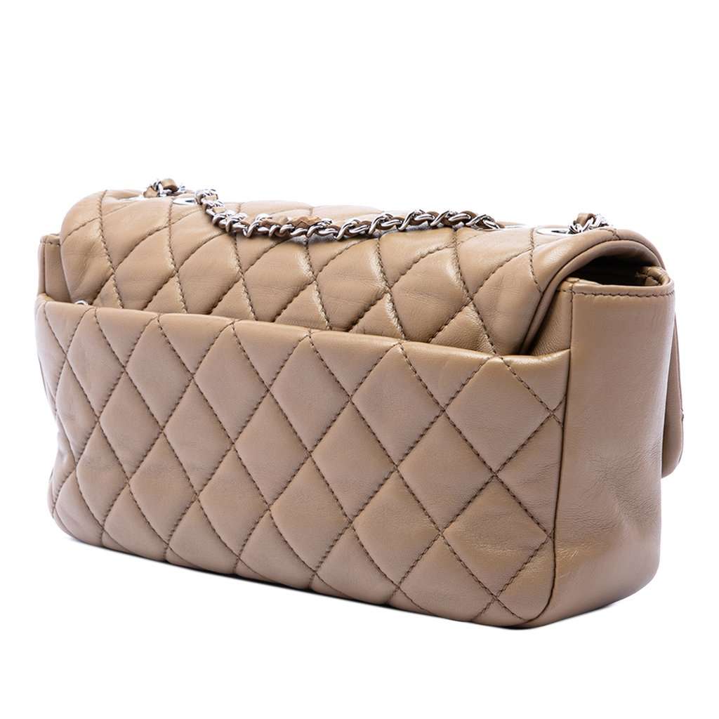 Chanel Medium Quilted Lambskin Coco Rain Flap Brown Leather Very good condition - Back View