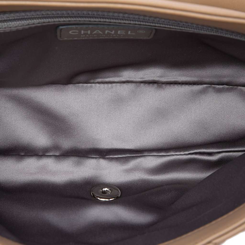 Chanel Medium Quilted Lambskin Coco Rain Flap Brown Leather Very good condition - Model View