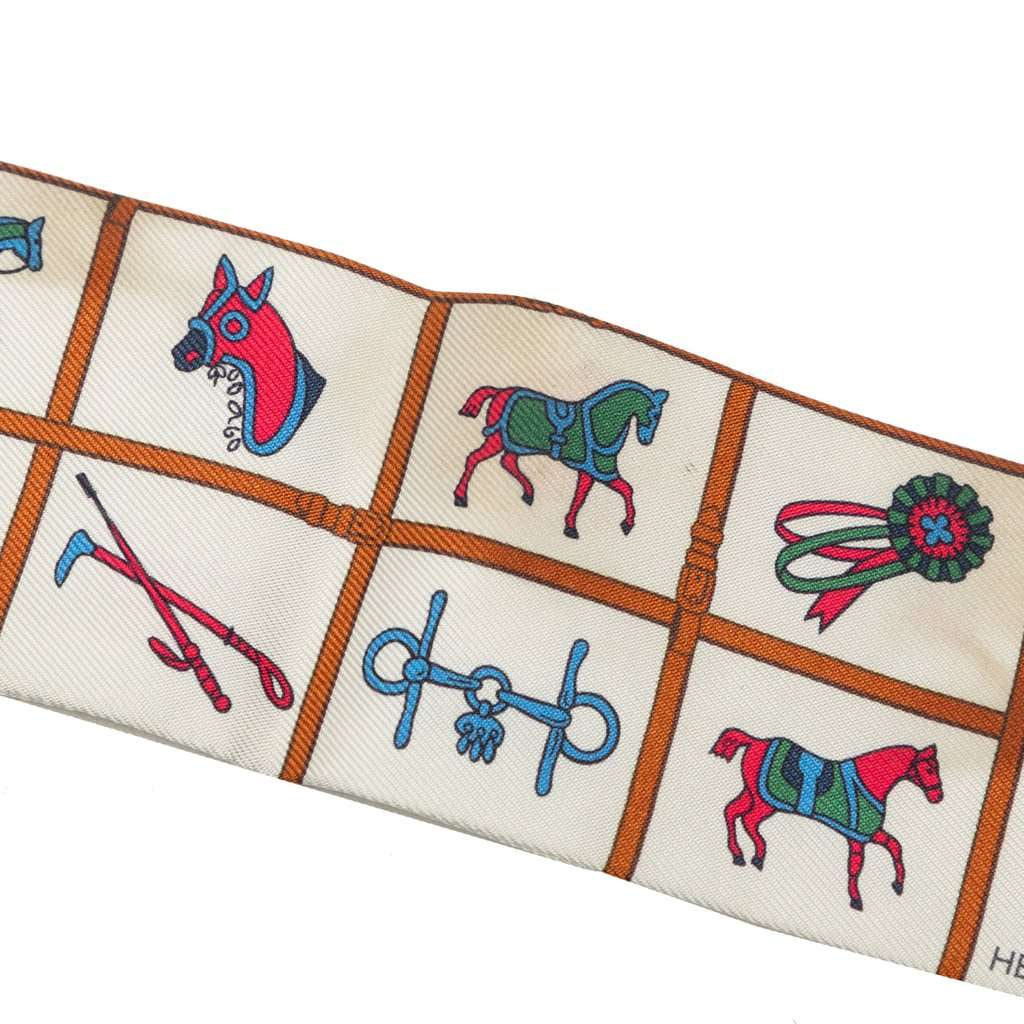 Hermès Couvertures et Tenues de Jour Silk Twilly Scarf White Very good - Box View