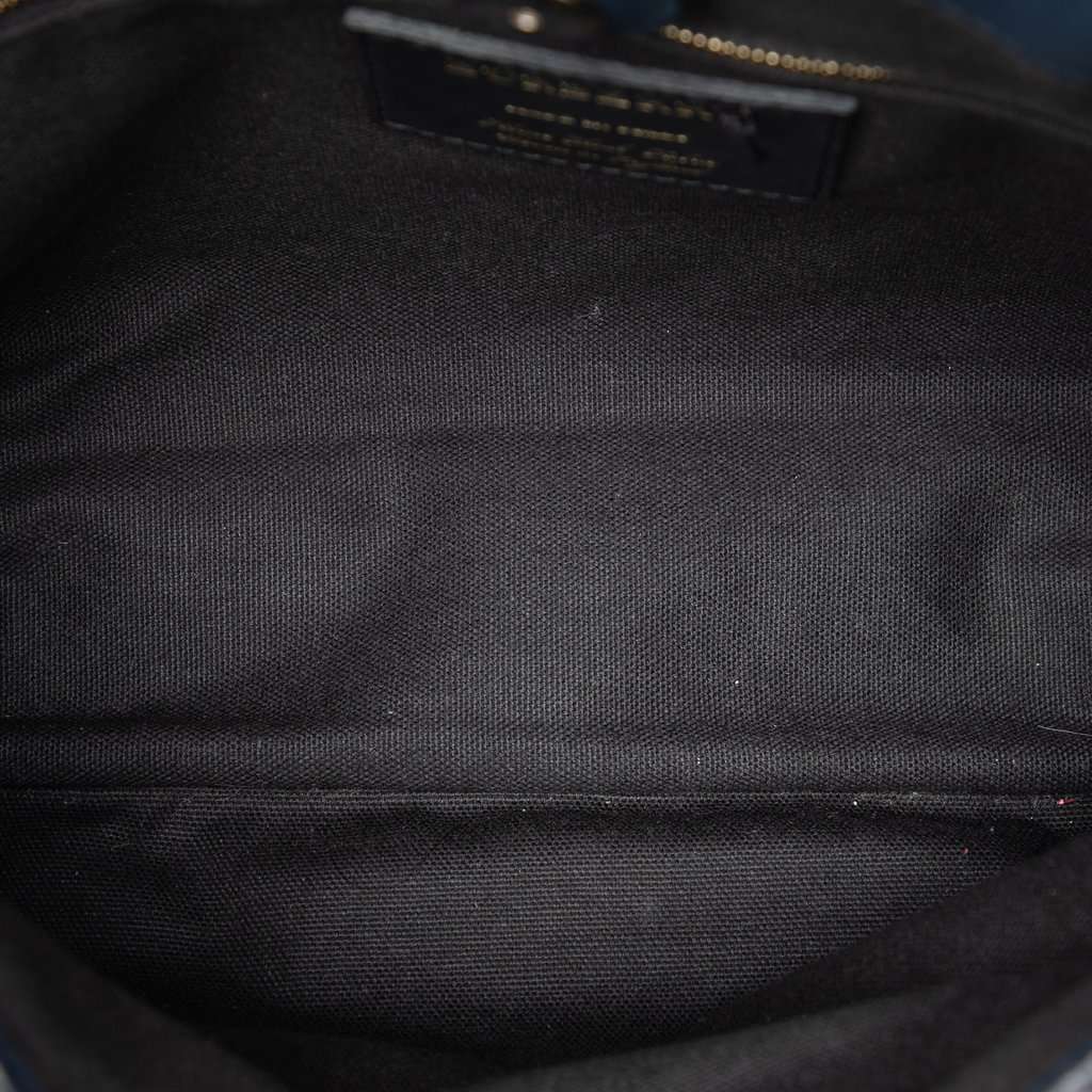 Burberry Medium Leather and House Check Banner Satchel Blue Leather Very good condition - Model View