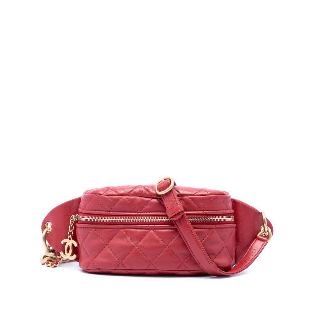 Chanel CC Quilted Lambskin Belt Bag Red Leather Very good - Front View