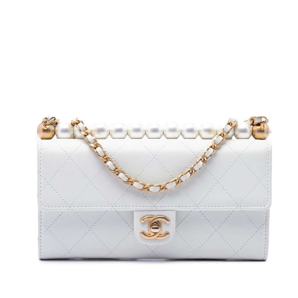 Chanel CC Quilted Goatskin Chic Pearls Wallet on Chain White Leather Very good condition - Front View