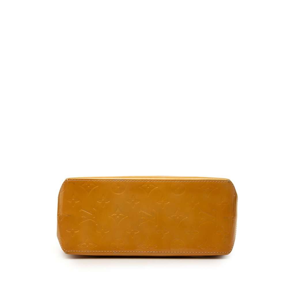 Louis Vuitton Monogram Vernis Reade PM Beige Leather Good - Inside View