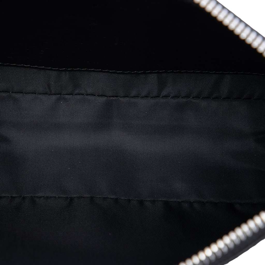 Dior Diorissimo Patent Shoulder Bag Black Leather Very good condition - Model View