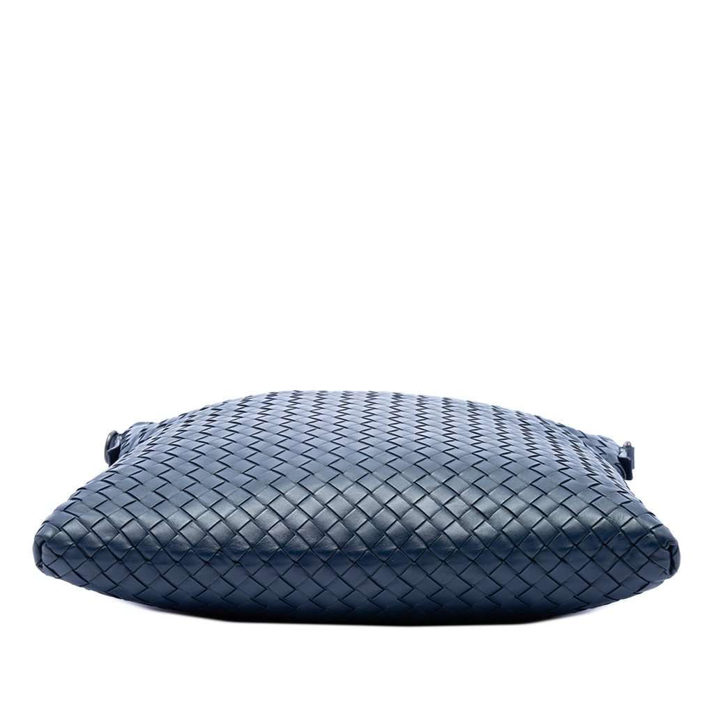 Bottega Veneta Nappa Intrecciato VN Crossbody Blue Leather Very good condition - Inside View