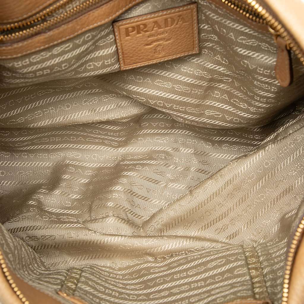 Prada Cervo Antik Shopping Satchel Beige Leather Very good condition - Model View