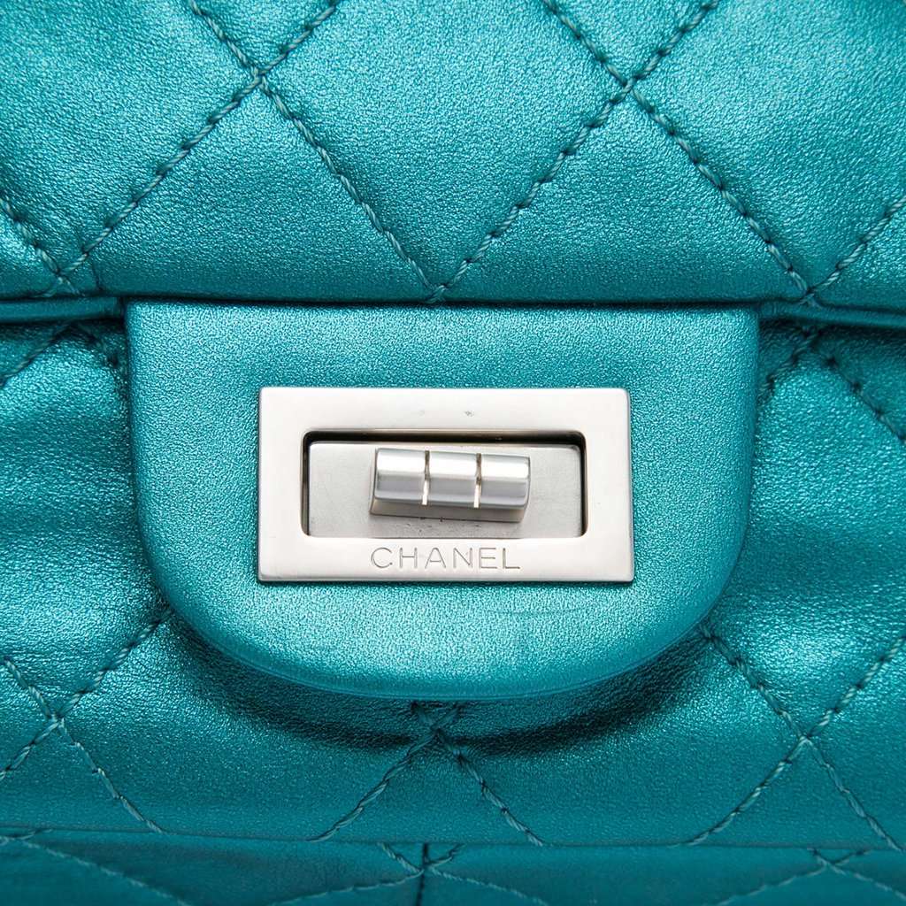 Chanel Quilted Metallic Calfskin Reissue 2.55 Flap 227 Blue Leather Very good condition - Box View