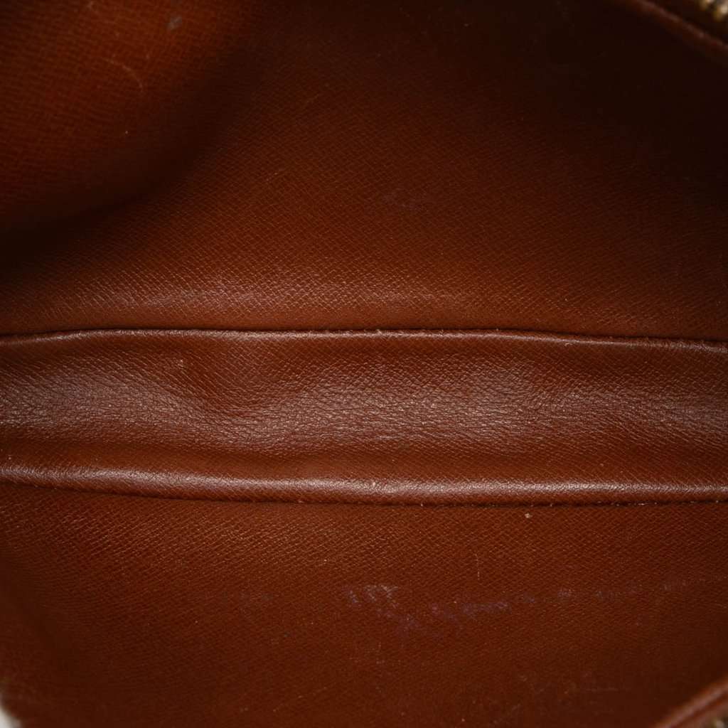 Louis Vuitton Monogram Marly Dragonne PM Brown Very good - Model View