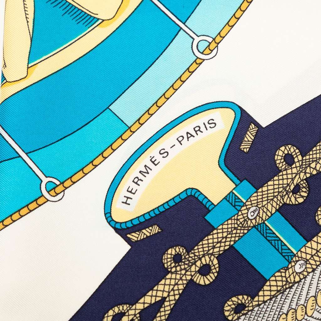 Hermès Circus Silk Scarf 90 Blue Very good condition - Back View