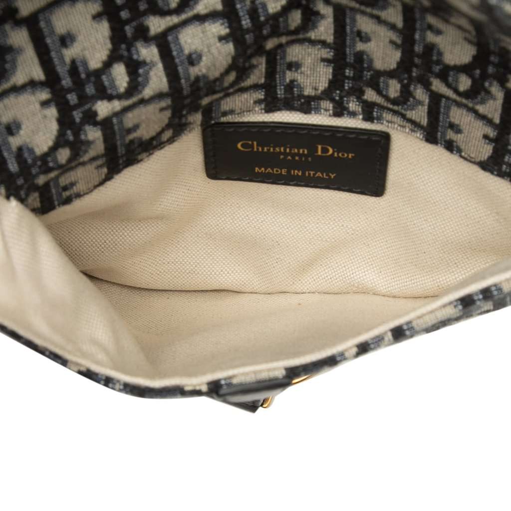 Dior Oblique Canvas Saddle Belt Bag Blue Very good condition - Model View