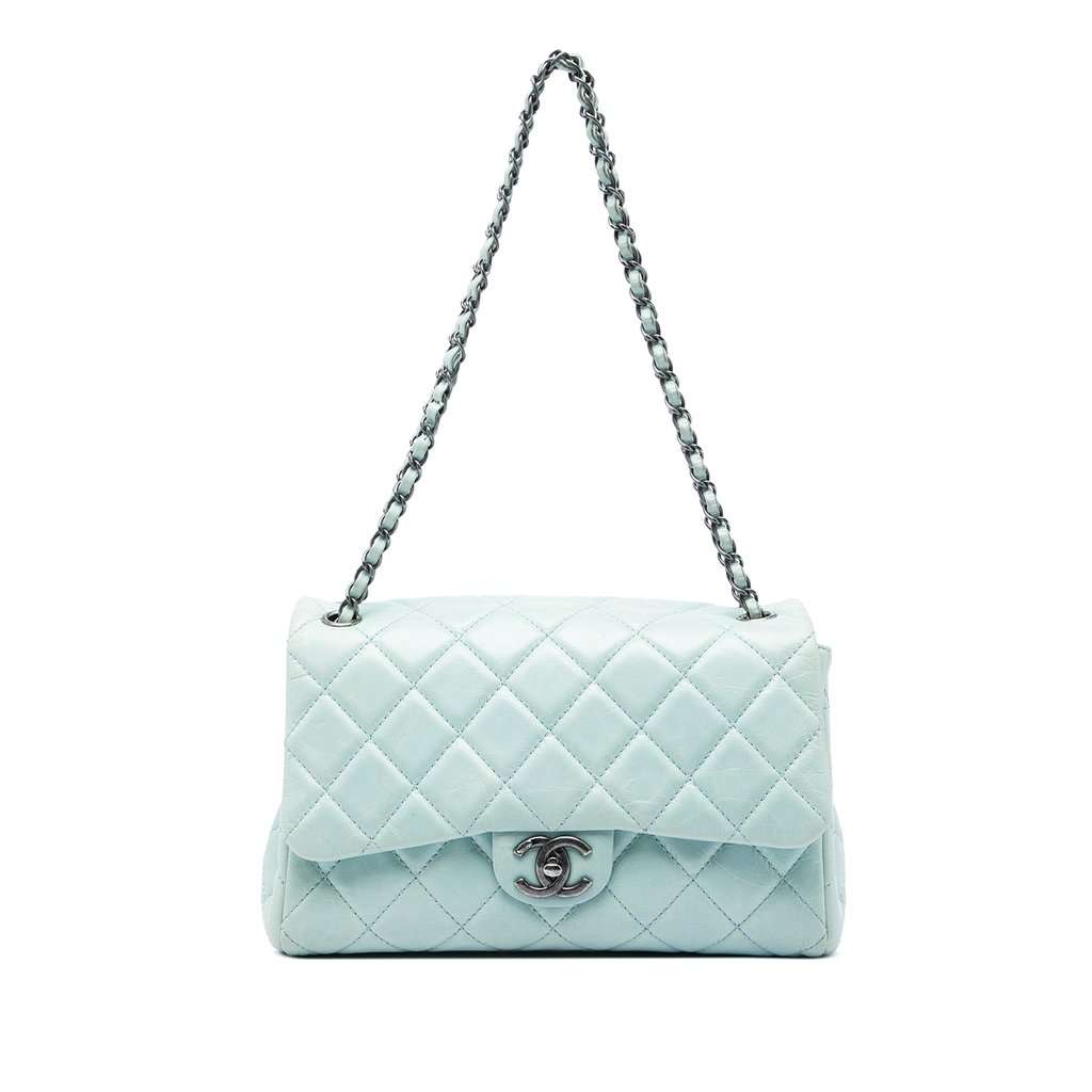 Chanel Medium Quilted Glazed Calfskin Coco Soft Flap Blue Leather Very good condition - Front View