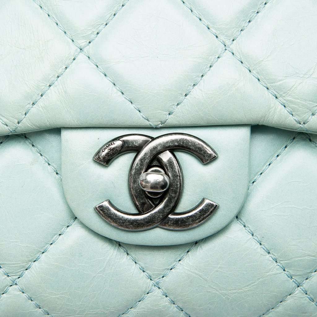 Chanel Medium Quilted Glazed Calfskin Coco Soft Flap Blue Leather Very good condition - Box View
