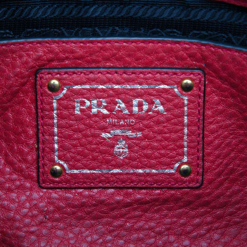 Prada Vitello Daino Crossbody Red Leather Very good - Box View
