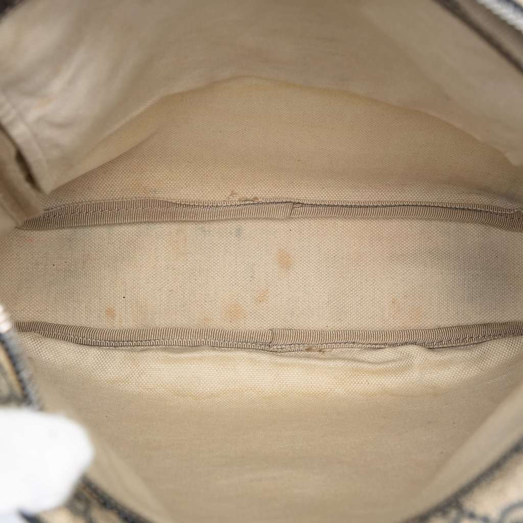 Gucci GG Supreme Crossbody Beige Very good condition - Model View