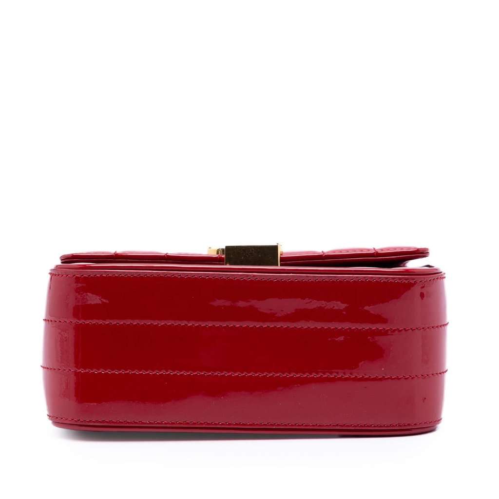 Saint Laurent Small Patent Monogram Vicky Chain Bag Red Leather Very good condition - Inside View