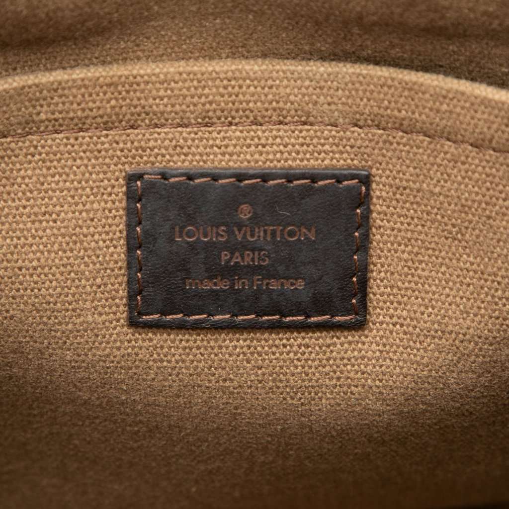 Louis Vuitton Utah Omaha Brown Leather Good condition - Box View