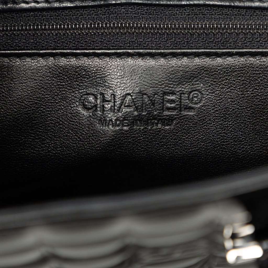 Chanel CC Chocolate Bar Patent Tote Black Leather Very good - Box View