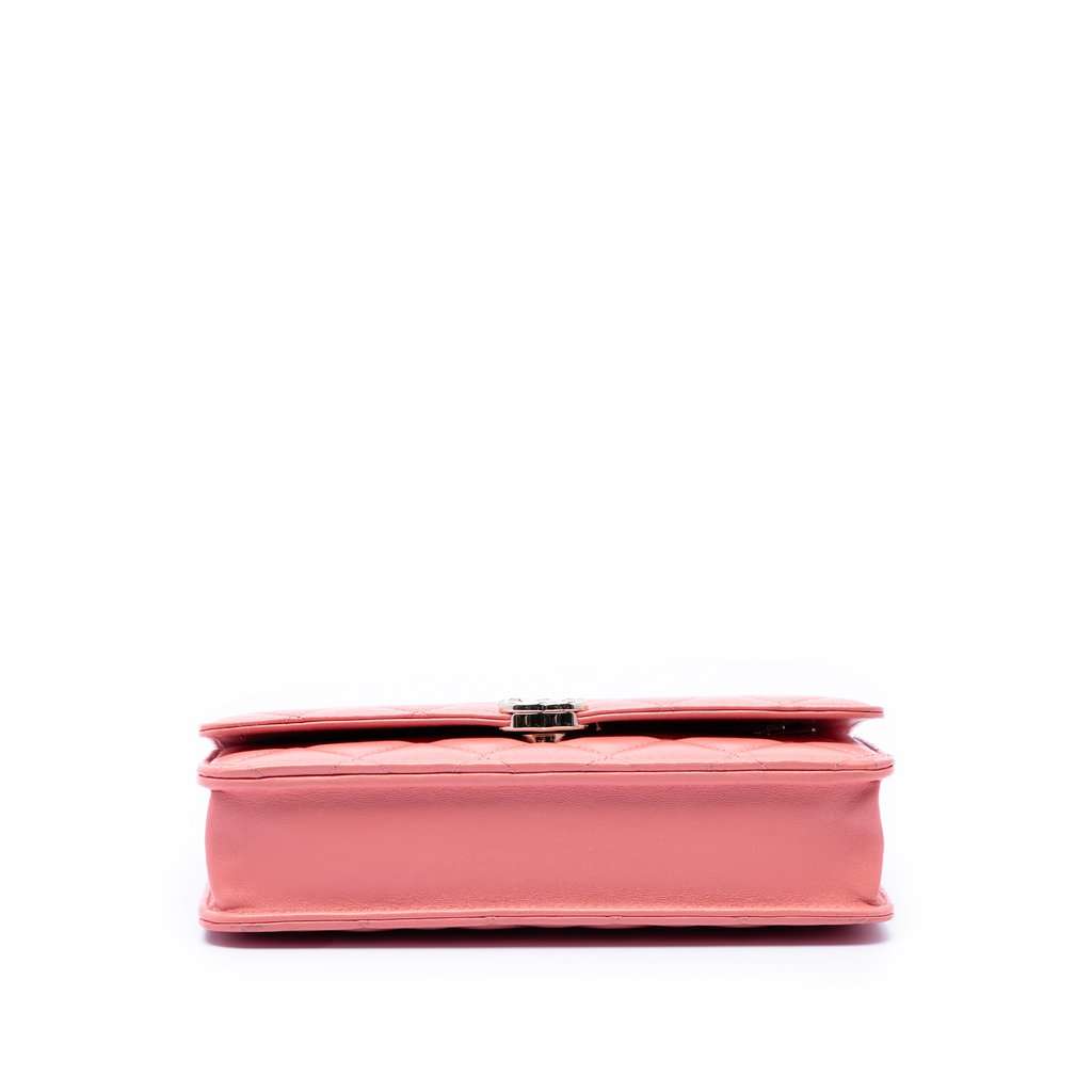 Chanel Mini Rectangular Lambskin Paris Le19M Charming Top Handle Flap Pink Leather Very good condition - Inside View