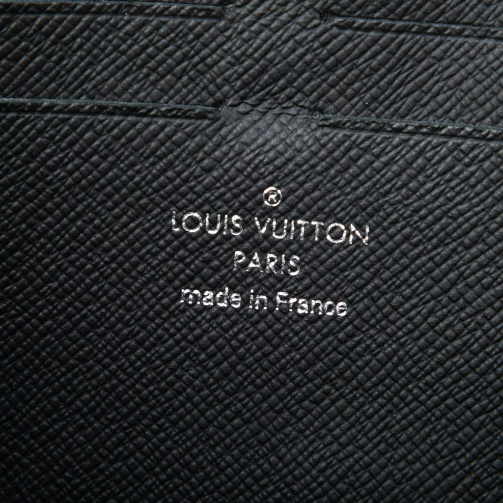 Louis Vuitton Damier Graphite Pixel Pochette Voyage MM MultiColor Very good - Box View