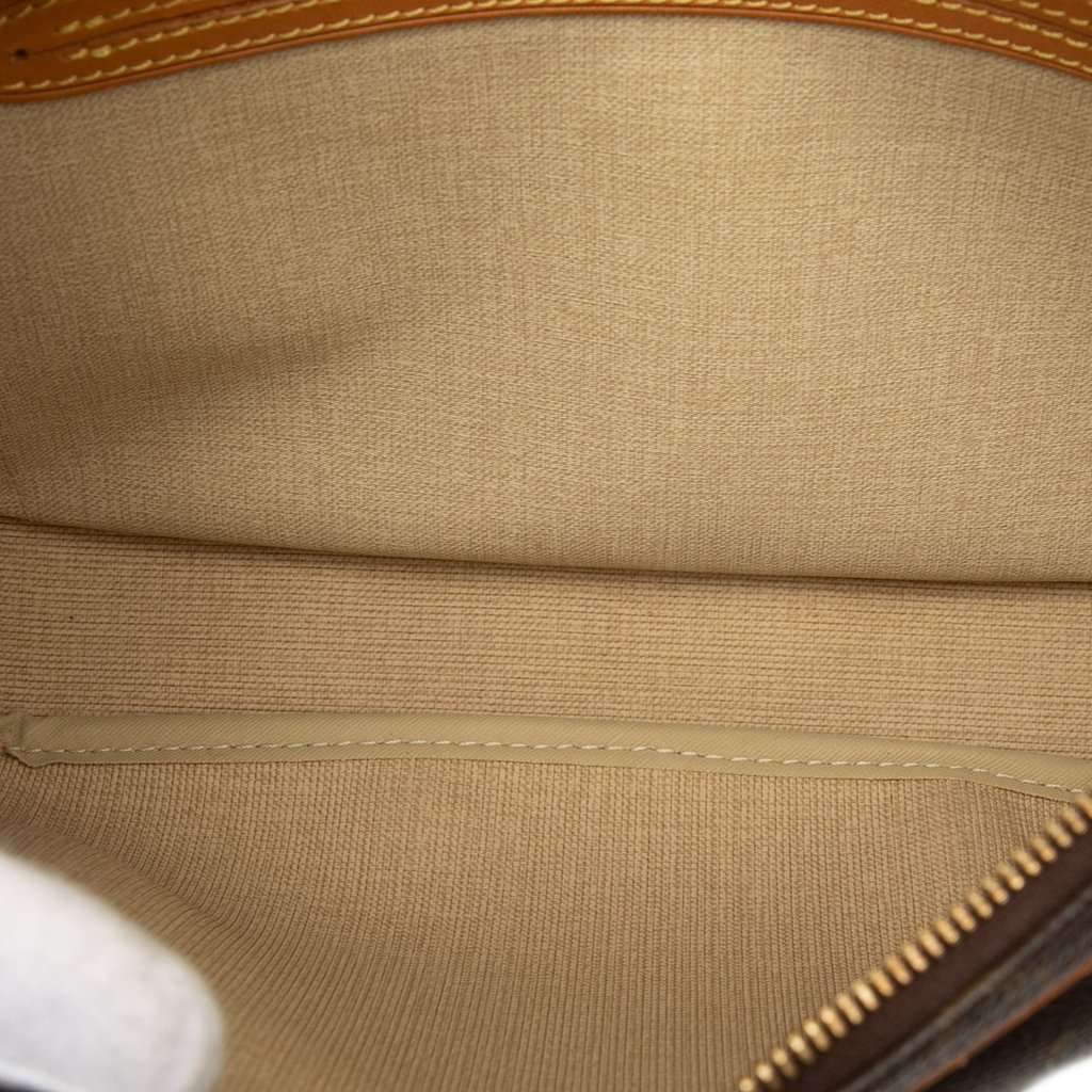 Louis Vuitton Monogram Reporter PM Brown Very good condition - Model View