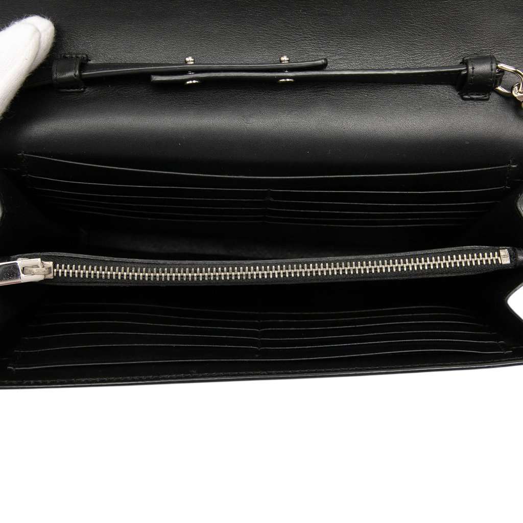 Saint Laurent Calfskin Star Applique Classic Monogram Kate Wallet on Chain Black Leather Very good - Model View