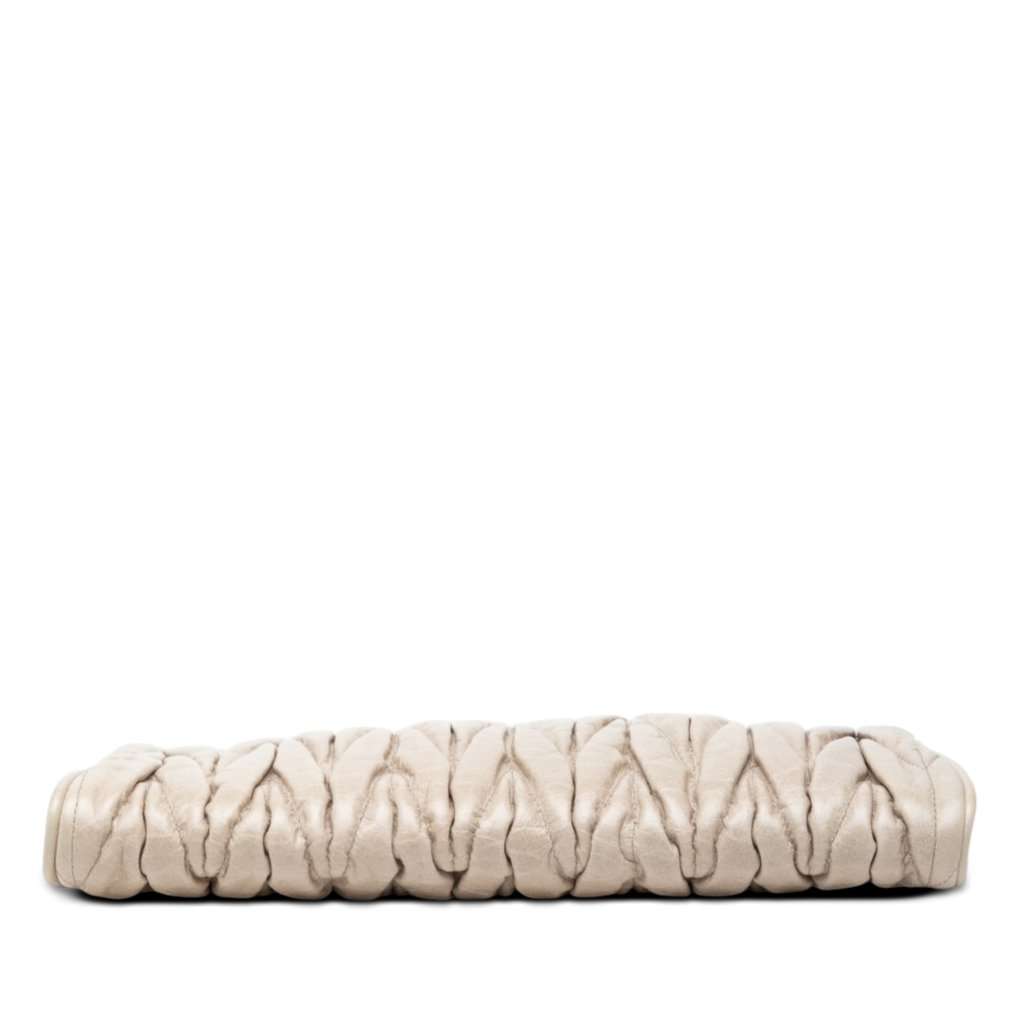 Miu Miu Matelasse Nappa Clutch Beige Leather Very good - Inside View