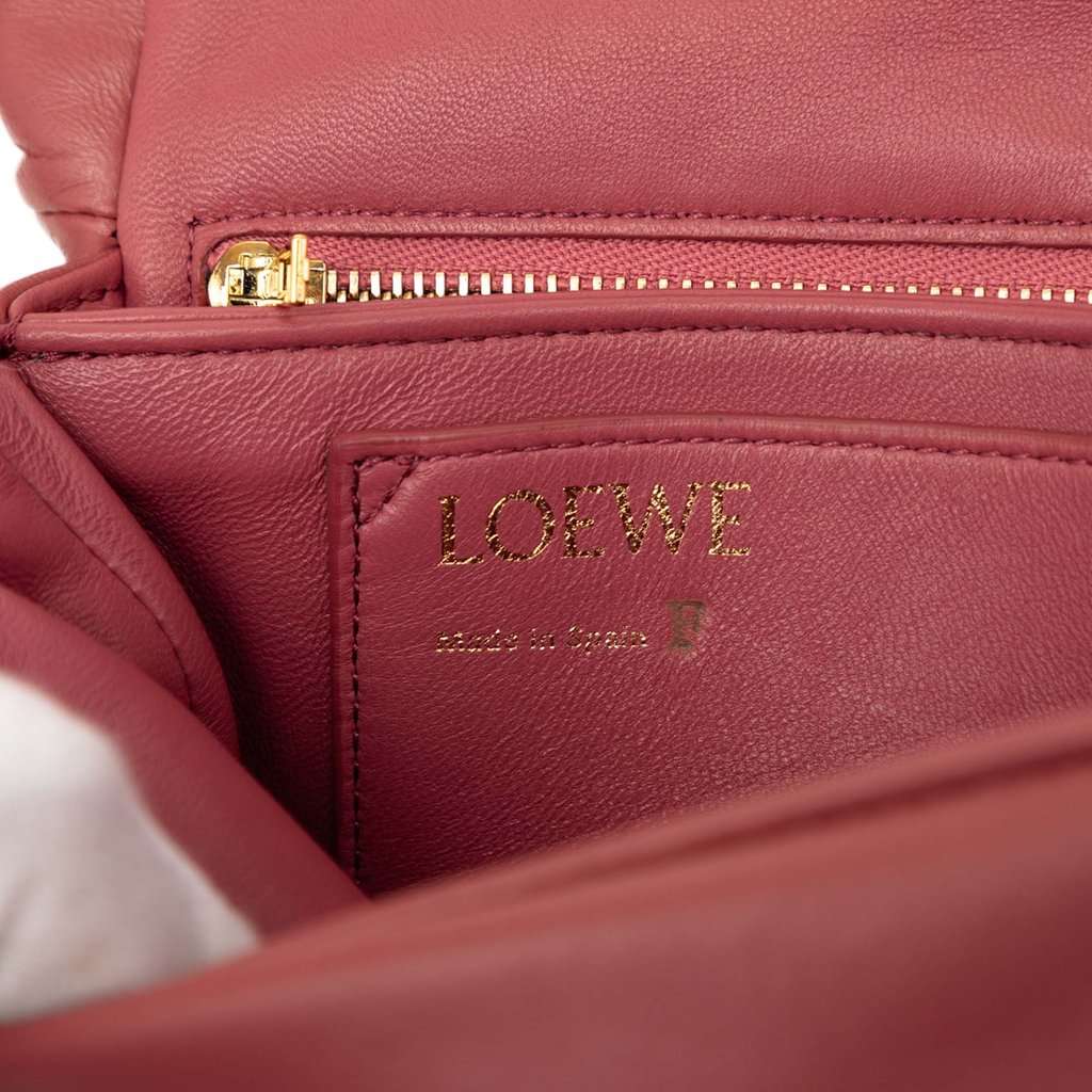 Loewe Shiny Lambskin Goya Puffer Chain Bag Pink Leather Very good condition - Box View