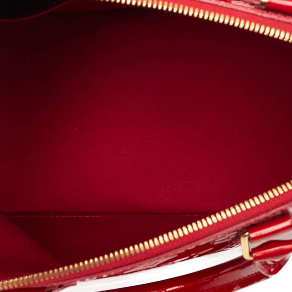 Louis Vuitton Monogram Vernis Alma PM Red Leather Very good - Model View