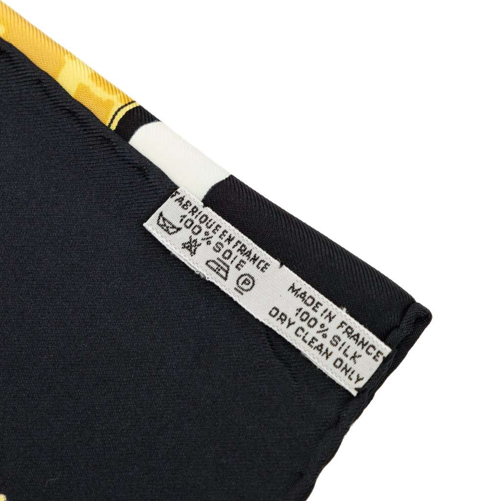 Hermès Ferronnerie Silk Scarf 90 Black Very good - Back View