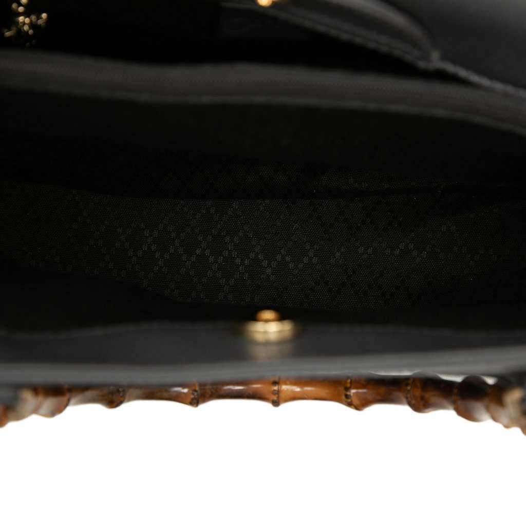 Gucci Medium Leather Bamboo Diana Tote Black Leather Very good - Model View