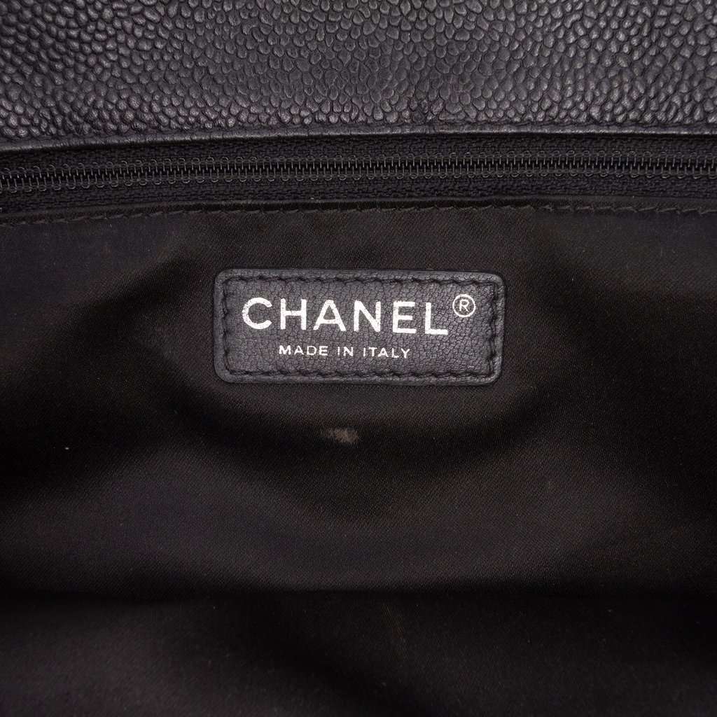 Chanel Caviar Grand Shopping Tote Black Leather Very good - Box View