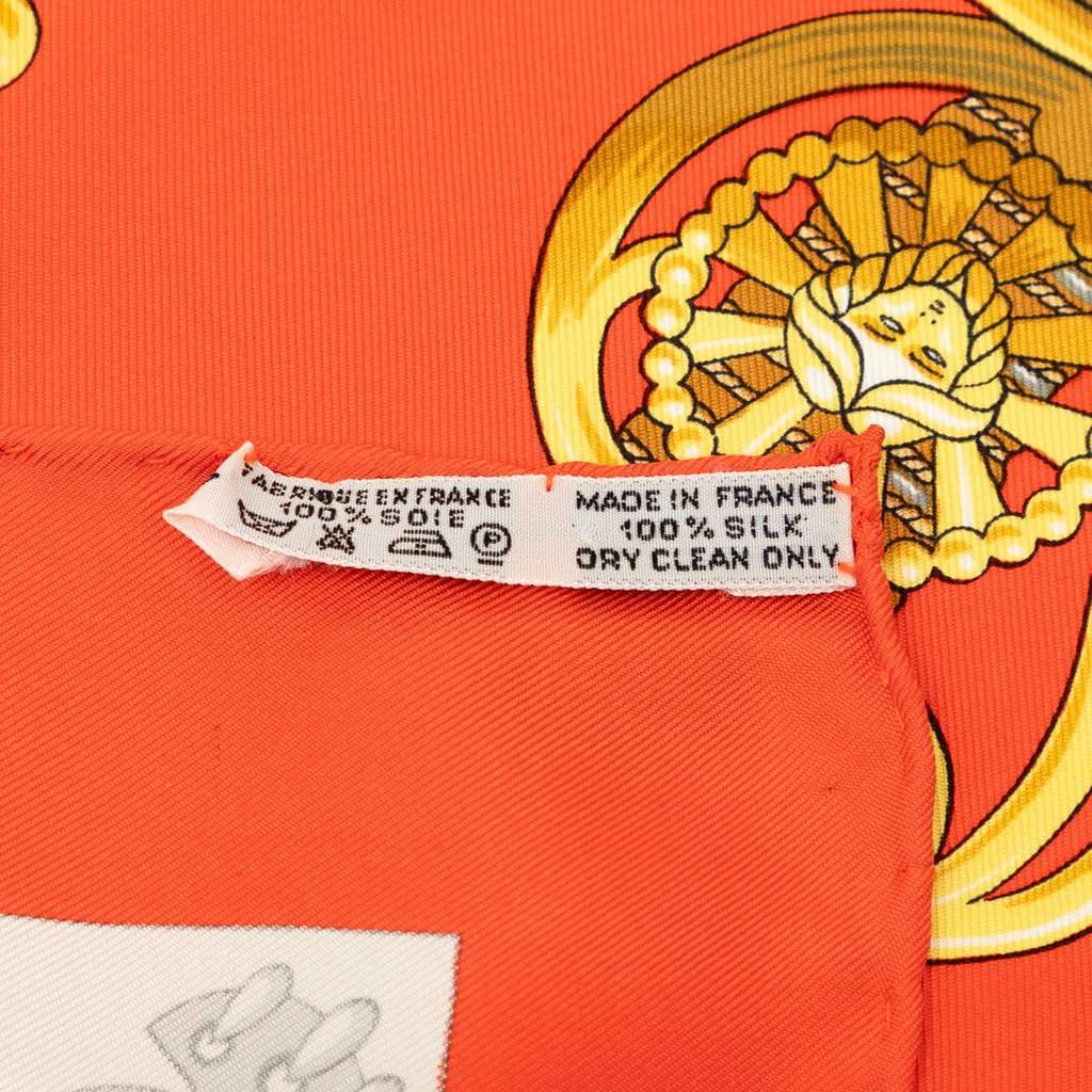Hermès Cliquetis Silk Scarf 90 Red Very good - Back View