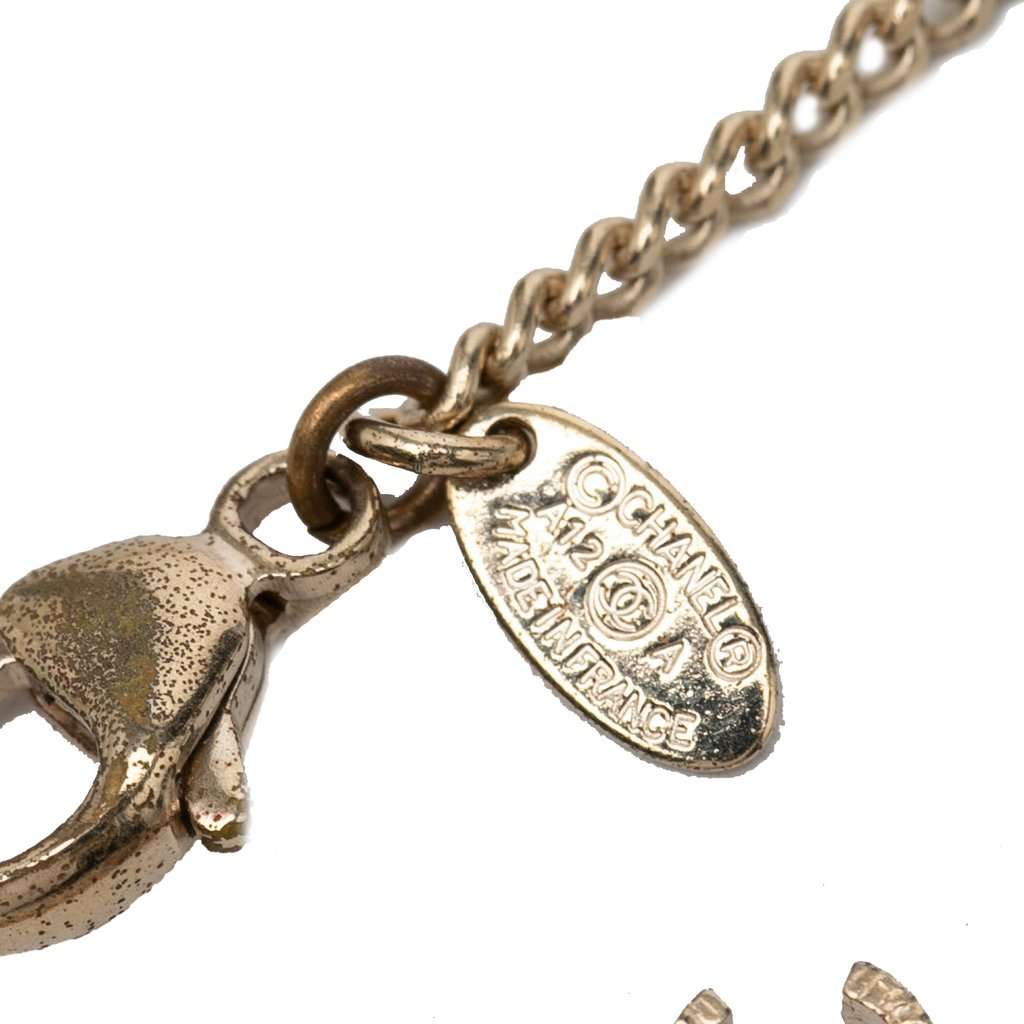 Chanel CC Gold Plated Faux Pearl Pendant Necklace Gold Metal Very good condition - Inside View