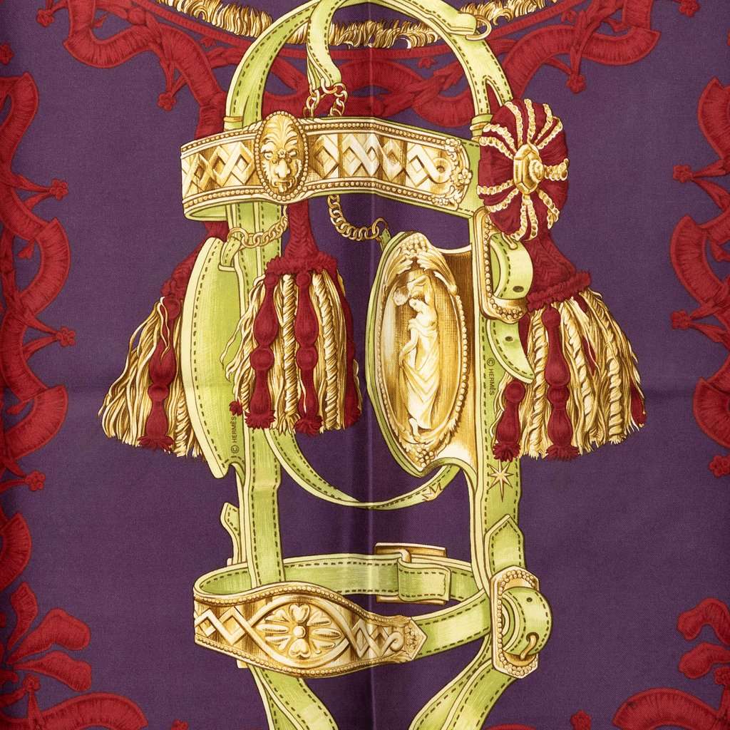 Hermès Bride de Cour Silk Scarf 90 Purple Very good condition - Back View
