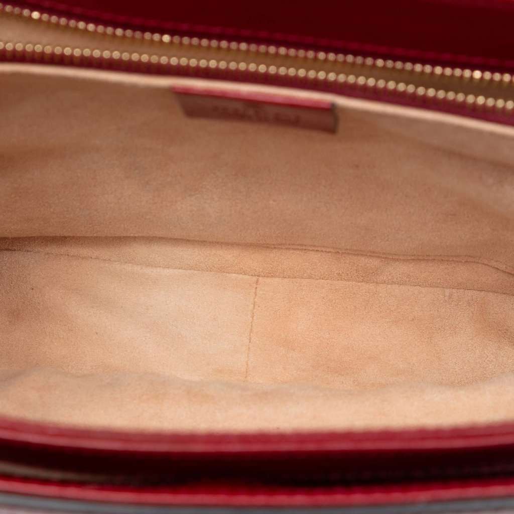 Gucci Medium GG Supreme Horsebit 1955 Shoulder Bag Beige Very good - Model View