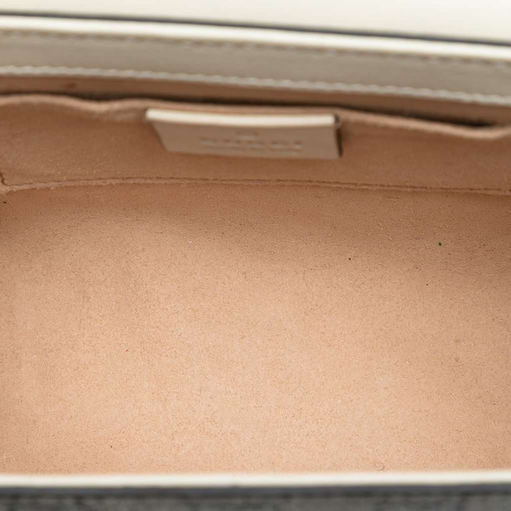 Gucci Small GG Supreme Padlock Crossbody Beige Very good condition - Model View
