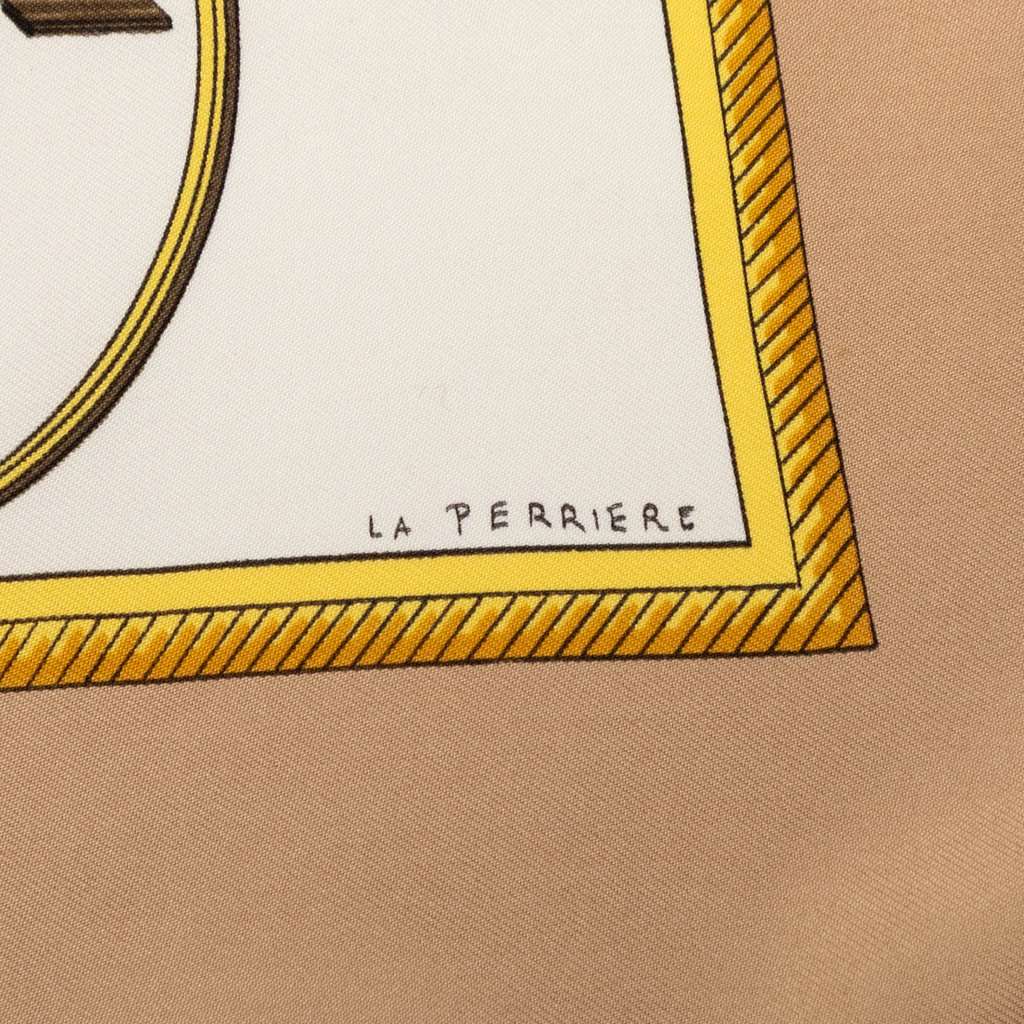 Hermès Les Voitures a Transformation Silk Scarf 90 White Very good condition - Model View