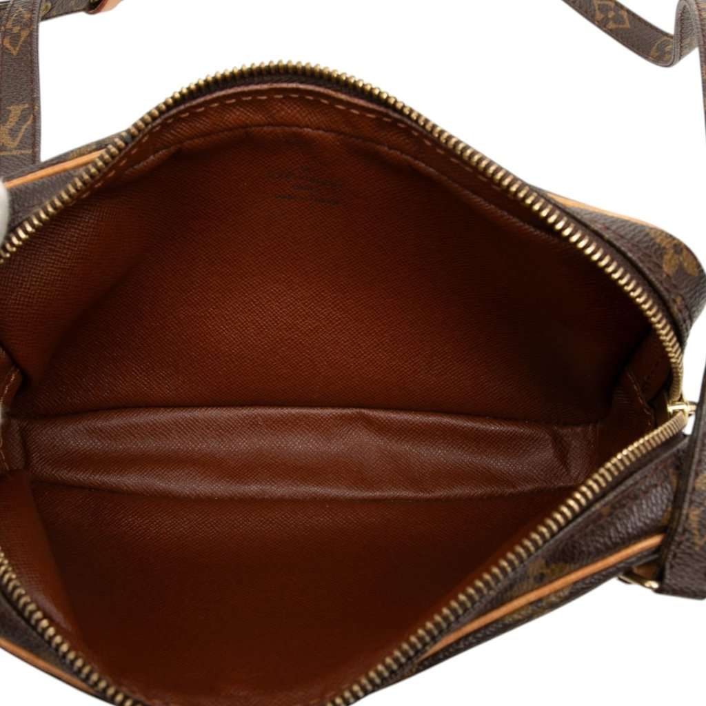 Louis Vuitton Monogram Pochette Marly Bandouliere Brown Very good condition - Model View