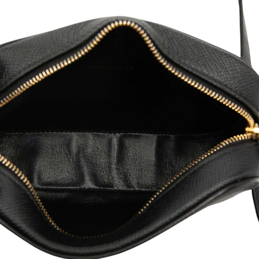 Balenciaga Grained Calfskin Logo Ville Camera Bag XS Black Leather Very good condition - Model View