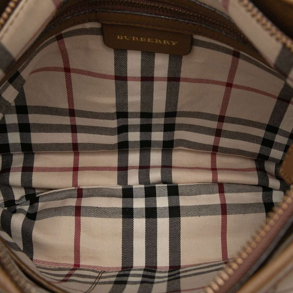 Burberry Leather Shoulder Bag Brown Leather Very good condition - Model View
