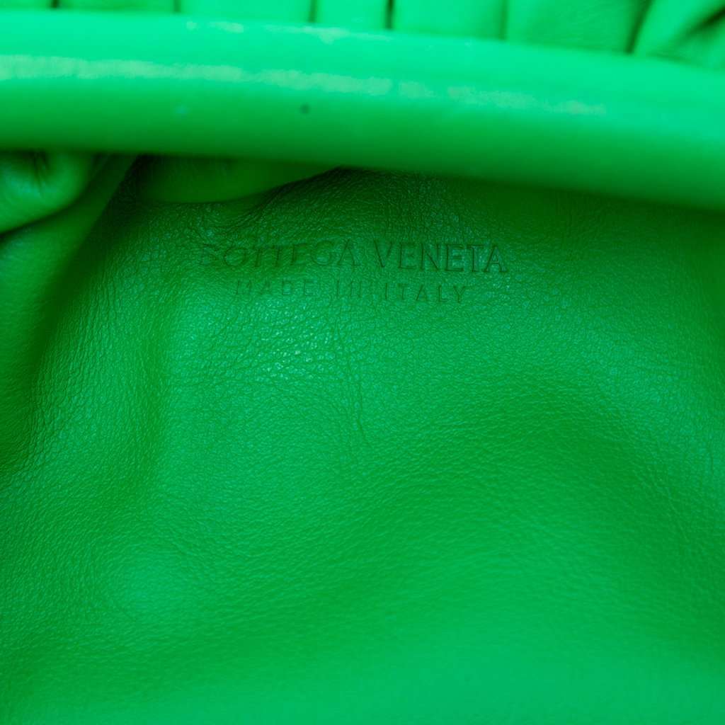 Bottega Veneta Lambskin The Mini Pouch Crossbody Green Leather Very good - Box View
