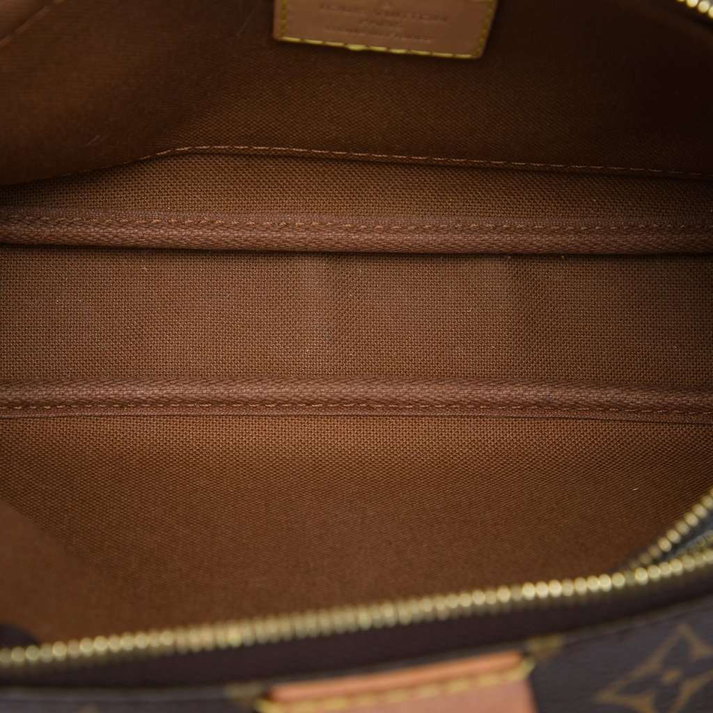 Louis Vuitton Monogram Multi Pochette Accessoires Brown Very good condition - Model View